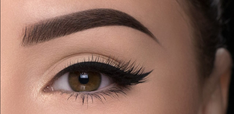 volume eyelash extensions