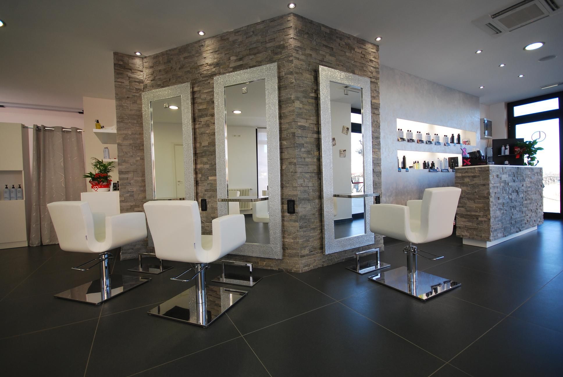 hair and beauty salon